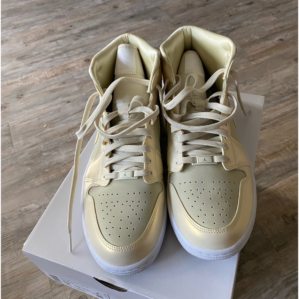 Air Jordan 1